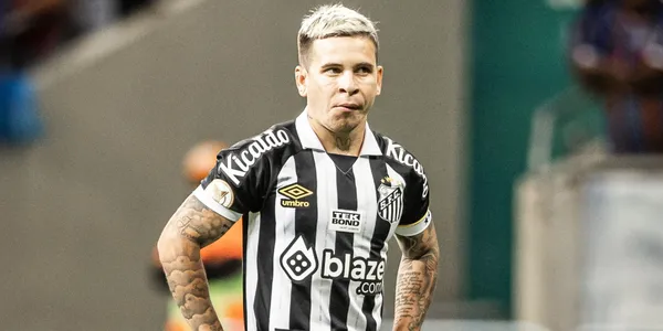 A atitude de Soteldo que irrita a diretoria (Foto: Santos)