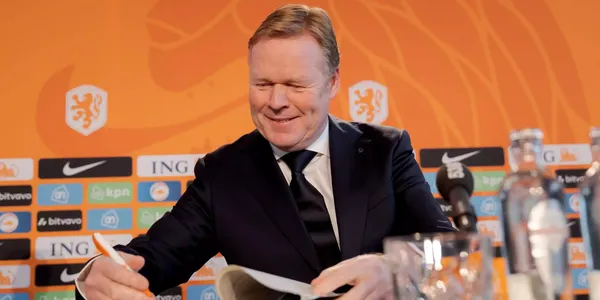 A presença ilustre que o Corinthians recebe (Foto: Holanda)