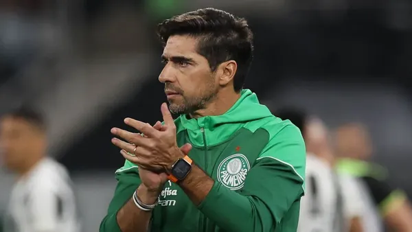 Abel Ferreira virou uma lenda para torcedores do Palmeiras