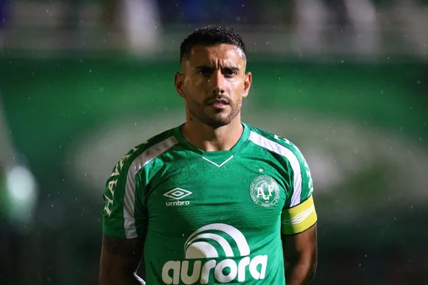 Alan Ruschel sobreviveu ao acidente de avião da Chapecoense em 2016
