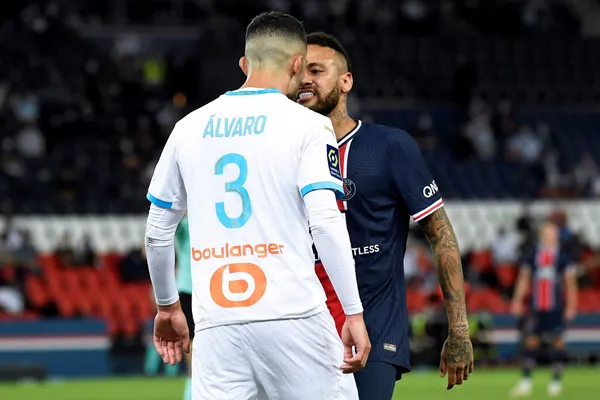 Álvaro González foi acusado por Neymar de racismo após jogo entre Olympique de Marseille e PSG