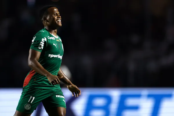 Arias jogador do Palmeiras comemora seu gol durante partida contra o São Paulo no estádio Morumbi pelo campeonato Brasileiro A 2026. Foto: Marcello Zambrana/AGIF