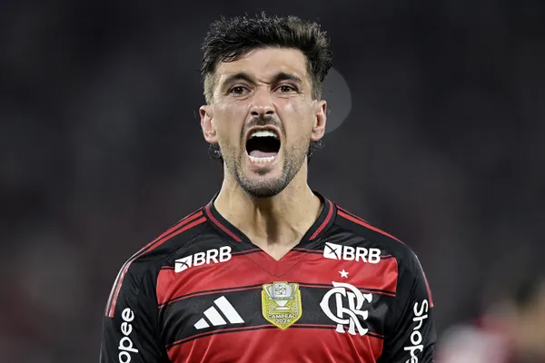 Arrascaneta em ação pelo Flamengo. Foto: Gilvan Souza/Flamengo