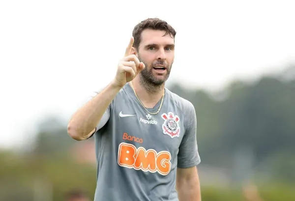 Atacante argentino começa 2021 sem clube