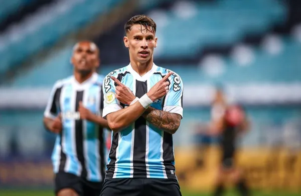 Atacante caso venha do Grêmio, será um dos mais bem pagos do elenco