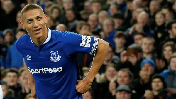 Atacante da Seleção Brasileira encontrou maneira diferente de superar a queda de seu time