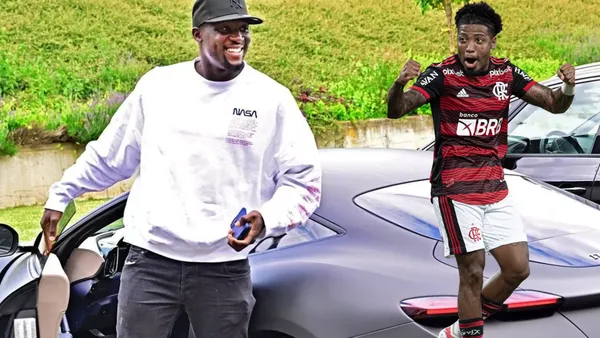 Atacante do Flamengo foi eleito "Rei da América" durante passagem pelo Santos