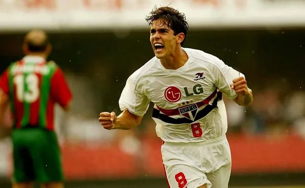 Atacante equatoriano está há mais de dois anos no São Paulo e renovou seu contrato em 2020