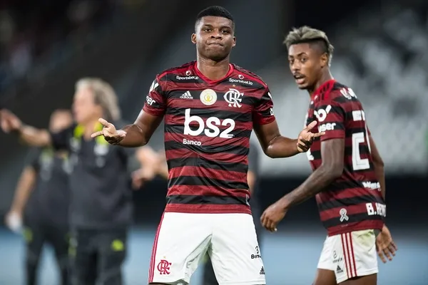 Atacante está escondido no clube após rumores de sua transferência