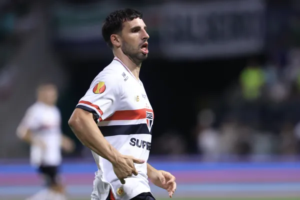 Atacante faz boa temporada - Foto: Marcello Zambrana/AGIF.