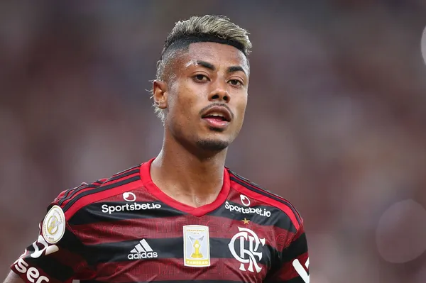 Atitude do atacante e possível suspensão pode abreviar sua passagem no clube