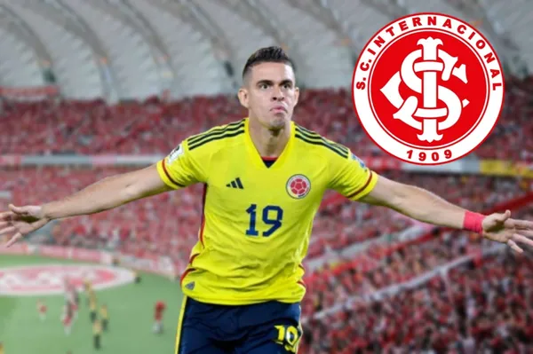 Borré com a camisa da Seleção Colombiana