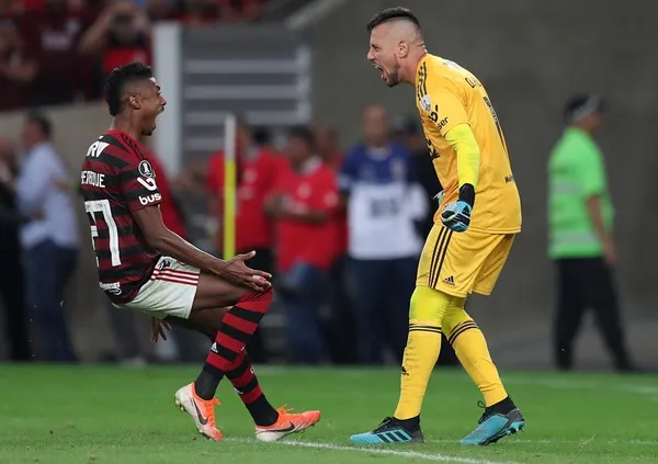 Bruno Henrique faz exigências no elenco para ficar no Mengão