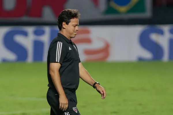 Clássico paulista entre Santos e São Paulo esquenta rodada do Brasileirão 2021