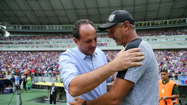 Clima instável favorece saída de Rogério Ceni do Mengão
