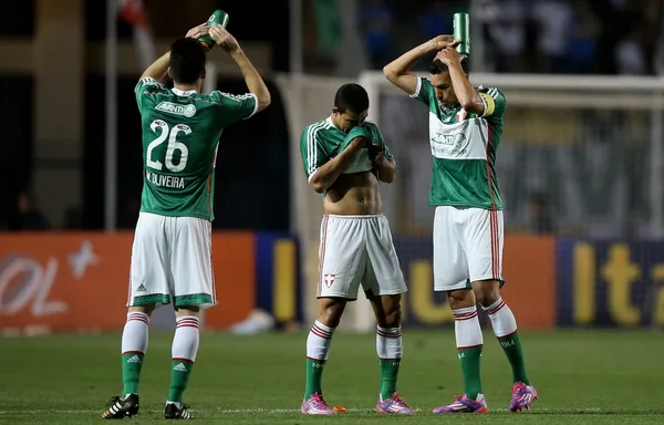 Clube do Rio de Janeiro está perto de encher os cofres sem concluir nenhuma venda