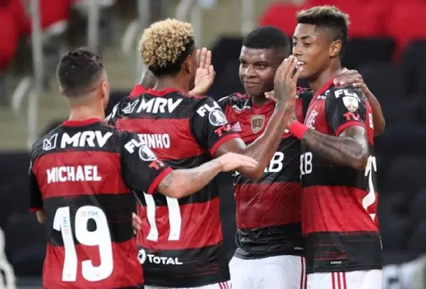 Conheça os piores jogadores do Flamengo da década