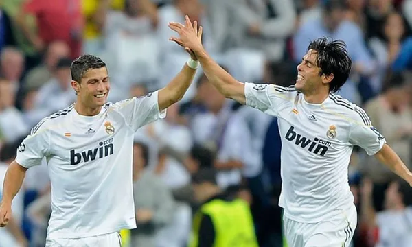 Cristiano Ronaldo e Kaká foram os nomes na vitória do Real Madrid sobre o Olympique de Marselha em 2009 - Foto: AP