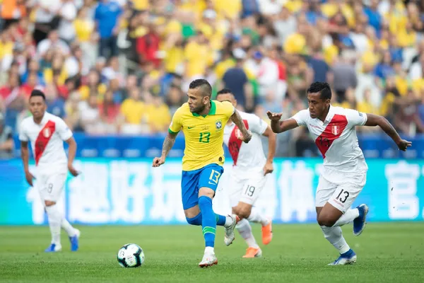 Da Argentina, eles planejariam renunciar à organização da Copa América. Então, a Colômbia seria o único local para o campeonato da seleção nacional