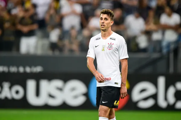 Danilo Avelar se envolveu em polêmica nas redes sociais