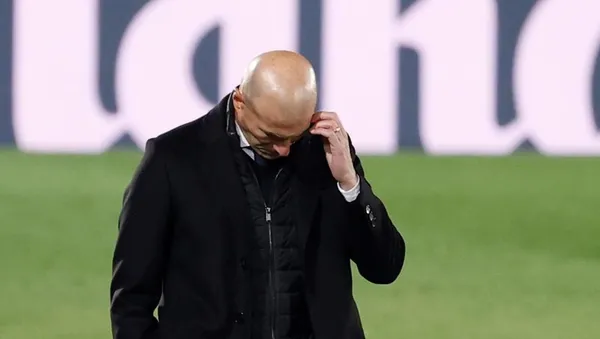 De acordo com o jornal alemão ‘Bild’, o treinador do Real Madrid se comunicou por telefone com Dominik Szoboszlai, um meio-campista húngaro de 20 anos que joga no RB Salzburg