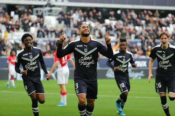 Defensor foi campeão paulista e brasileiro pelo Timão