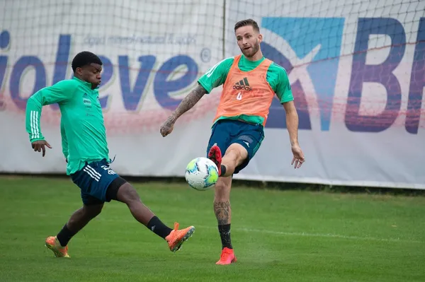 Desmanche do Flamengo começa a acontecer