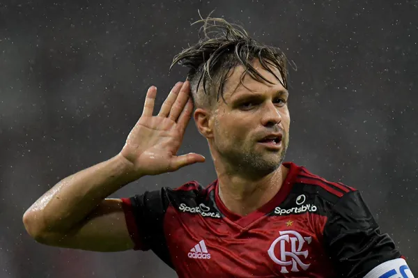 Diego Ribas apontou o maior rival do Flamengo atualmente