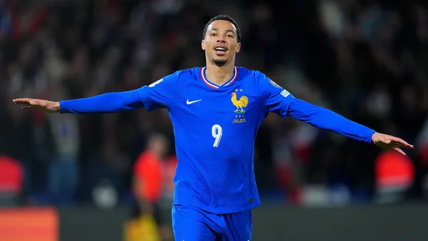 Ekitiké em ação pela Seleção Francesa. Foto: Mike Hewitt/Getty Images