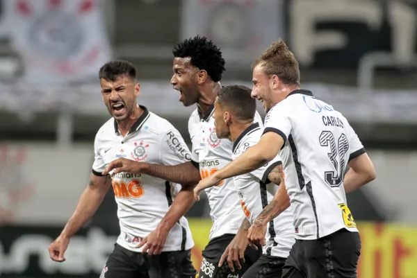 Ex-Corinthians é esperança de fortuna para o Timão