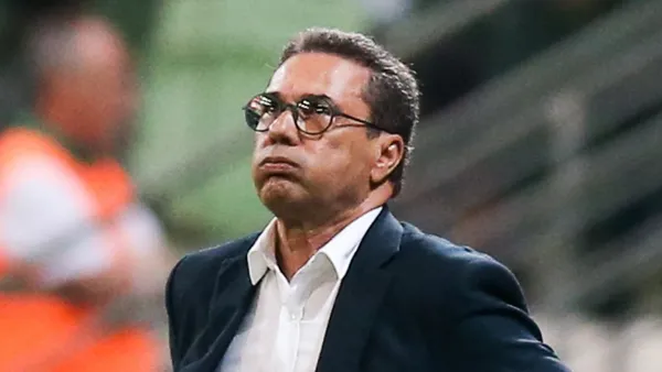 Ex-jogador teve passagem marcante no Verdão entre 1993 e 1995