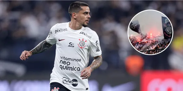 Fagner em jogo pelo Corinthians