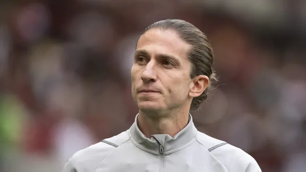 Filipe Luis como técnico do Flamengo sub-20. Foto: Jorge Rodrigues/AGIF
