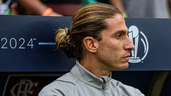 Filipe Luís foi campeão no sub-20 e no profissional como técnico do Flamengo