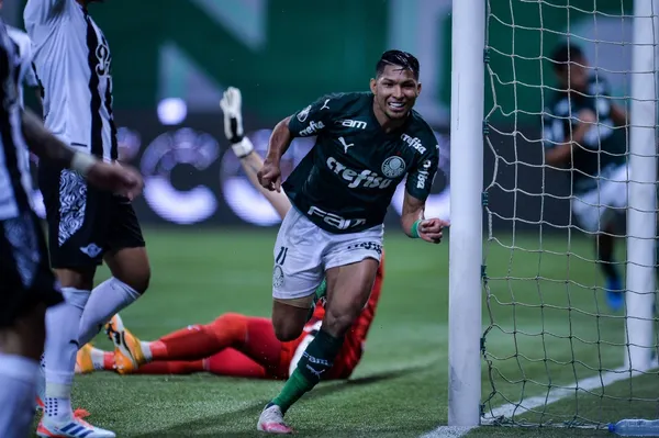 Finalistas da Copa do Brasil fazem prévia da decisão pelo Brasileirão