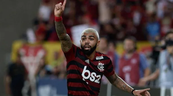 Flamengo enfrenta problema com ex-jogador do clube