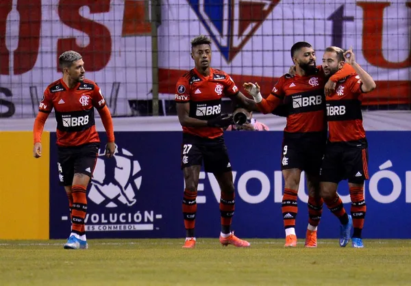 Flamengo quer se garantir nas oitavas da Libertadores