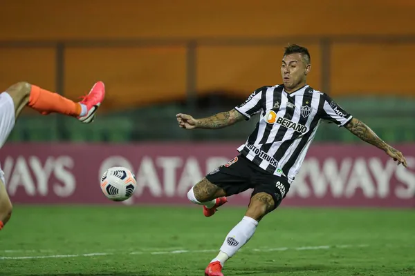 Galo mineiro não venceu na primeira rodada e busca vencer colombianos
