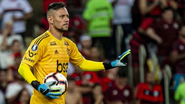 Goleiro do Mengão tem novo concorrente na posição