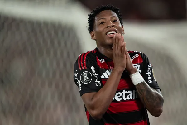 Gonzalo Plata vive momento delicado no Flamengo. Foto: Miguel Schincariol/Getty Images