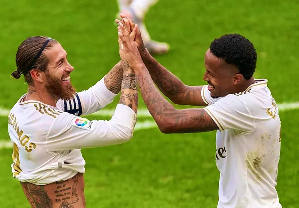 Há poucos dias foi confirmada a saída de Sergio Ramos do elenco de merengue. Por conta disso, o brasileiro aproveitou entrevista coletiva da Copa América para elogiar o zagueiro