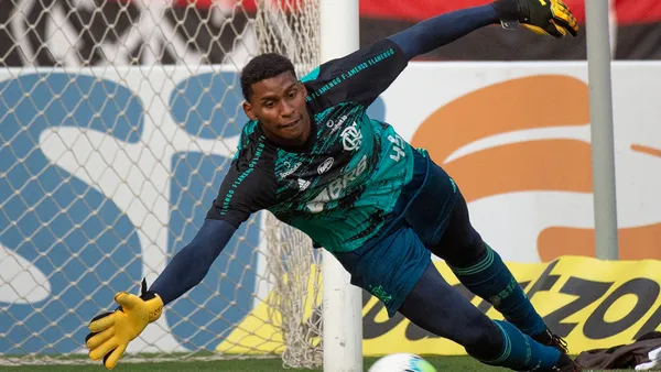 Hugo Souza queria aproveitar a vaga deixada por Diego Alves