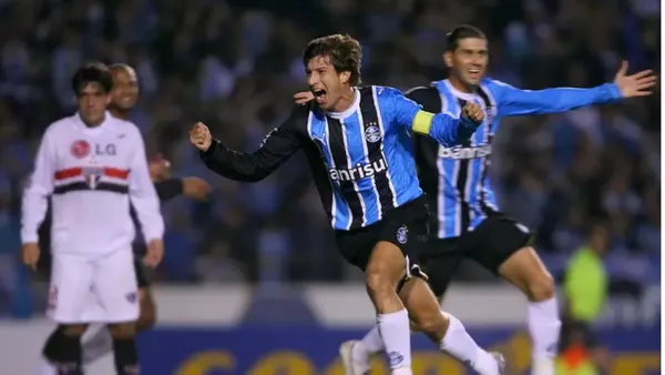 Jogador brilhou pelo Grêmio