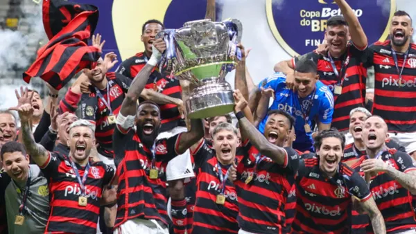 Jogador campeão pelo Flamengo quer usar a camisa 10