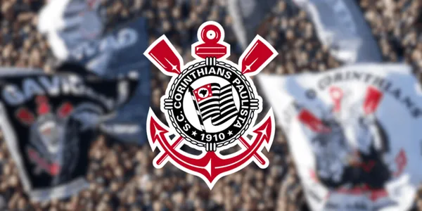 Jogador chegou ao país para realizar exames médicos e assinar seu contrato