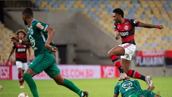 Jogador do Flamengo pode deixar o clube após atuações tidas como ruins