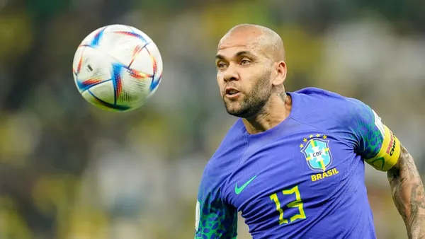 Jogador mais vitorioso da história do futebol, o brasileiro está preso desde janeiro