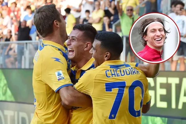 Jogadores do Frosinone comemoram