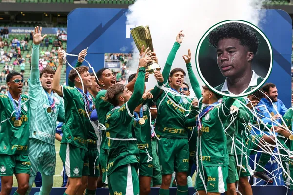 Jogadores do Sub-15 do Verdão