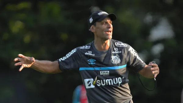 Jogadores eram titulares absolutos da equipe santista mas acabaram sumindo do time